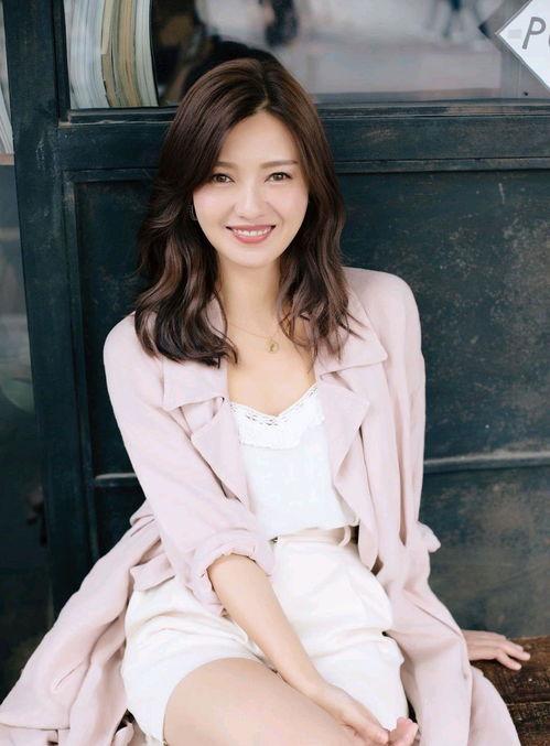 最新爆料女星名单图片,揭秘当红女星名单大揭秘